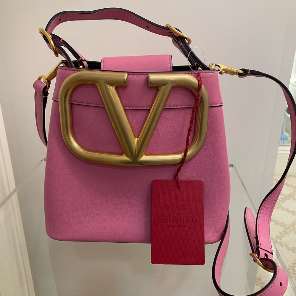 NWT Valentino Pink and Gold Shoulder Bag with Signature V Logo